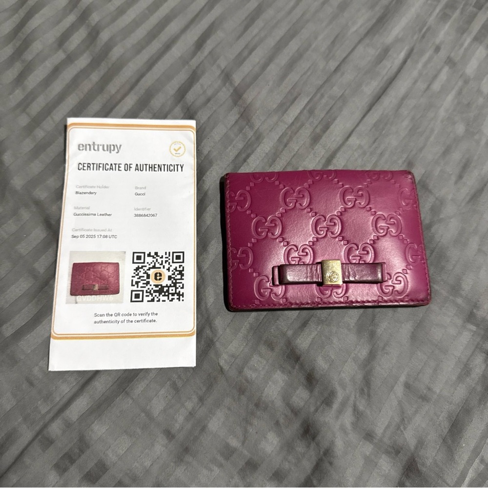 Pink Gucci card holder